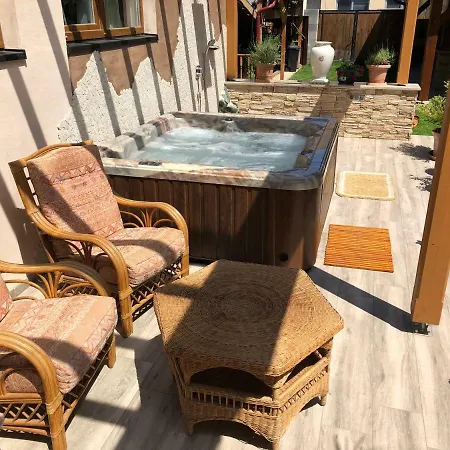 Palava Apartament Brzecław